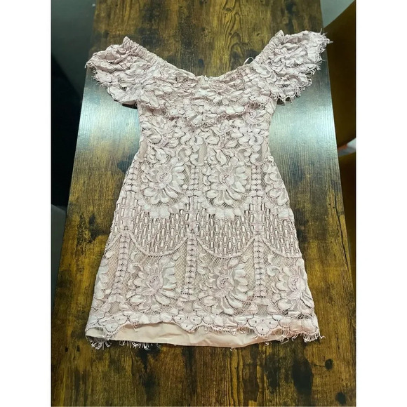WAYF Venice Off the Shoulder Lace Minidress - Picture 5 of 13